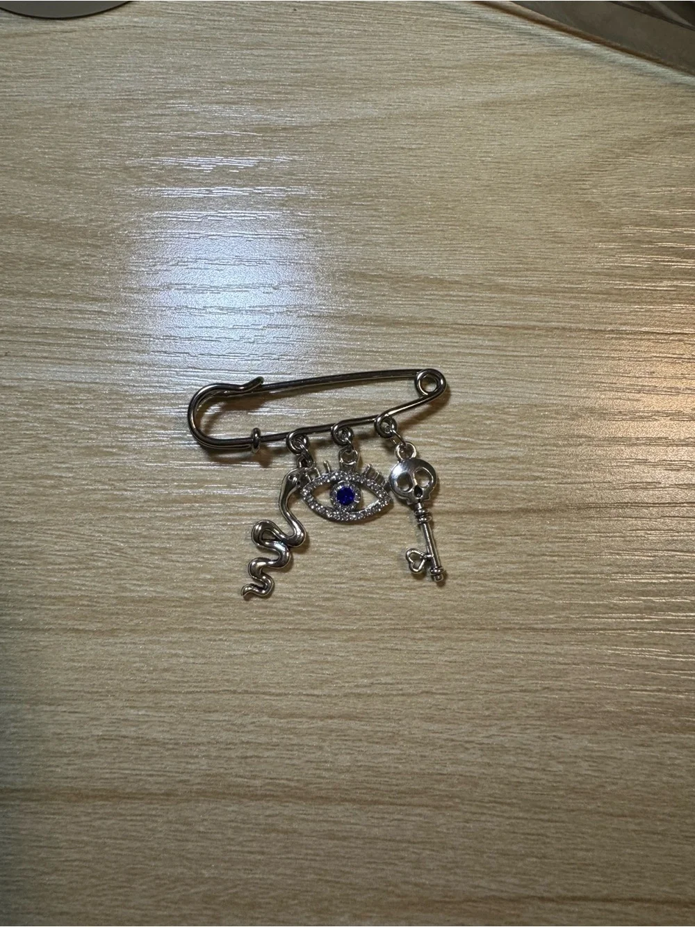 🧿 🐍 🗝️Witchy Silver toned Charm Brooch